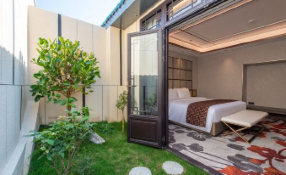 Treasury S Hotel (Chaozhou Guangji Bridge Archway Street)