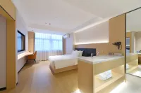 Bolin Hotel Beihai (Beibu Bay Plaza Branch)