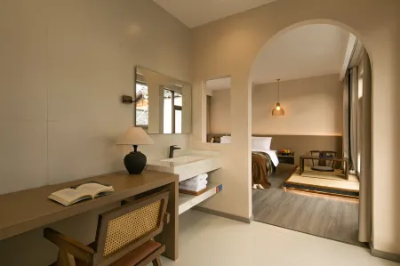 The Old Town of Lijiang Qixianwei Inn