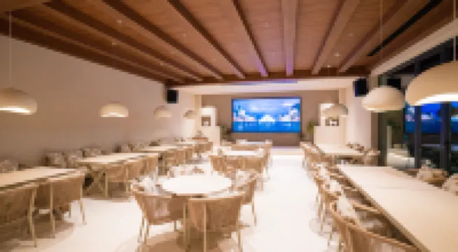 รีสอร์ทน้ำพุร้อนบีเฟยการ์เดน วิวกำแพงเมืองจีนอันยิ่งใหญ่