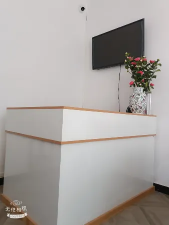 Fuxian Lake Guiji Xian Homestay