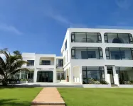 Nirvana Seaview homestay Hotels near Dahua Jiao