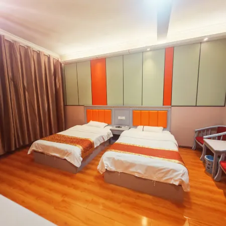 Menghai Yuhai Hotel