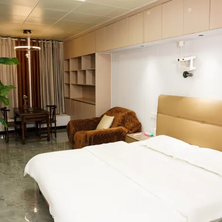 Anyue Homestay (Century Square)