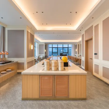 Vienna Hotel ( Guangping County Government Branch)