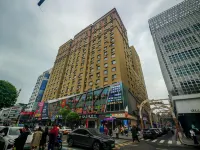 Changchun Yunyi Light Luxury Homestay (Guilin Street Food Street)