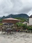 Mount Fanjing Yunjing · Mountain House Homestay (Yunshe Scenic Area) - New