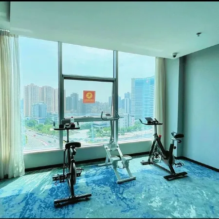 7Days Inn Hotel (Yingshan County Committee and County Government)