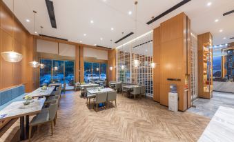Morning Inn Hotel (Shaoyang High-Speed Railway Station Weiyuan Plaza)