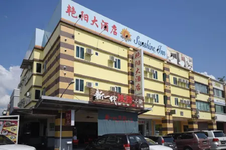 Sunshine Inn Отели в г. Bintulu Division