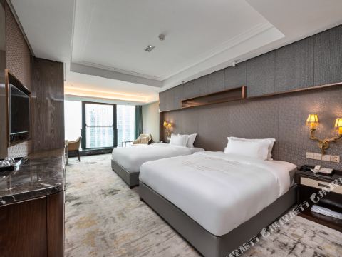 Hill Hotel (Chongqing Jiefangbei Hongyadong Branch)