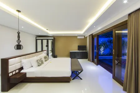 Odika Lovina Villas
