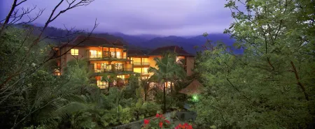 Baoting Rainforest Fairyland Resort & Spa Qixian Mount