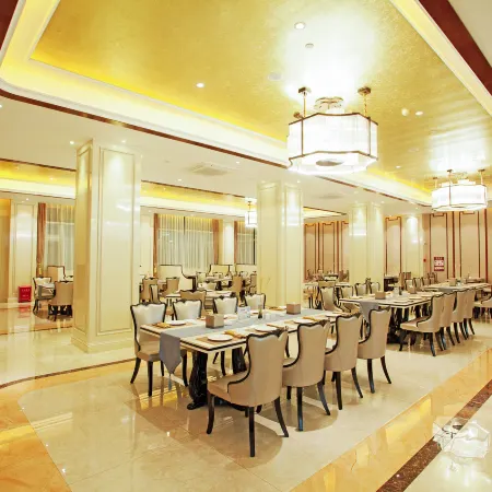 Hualong Hotel