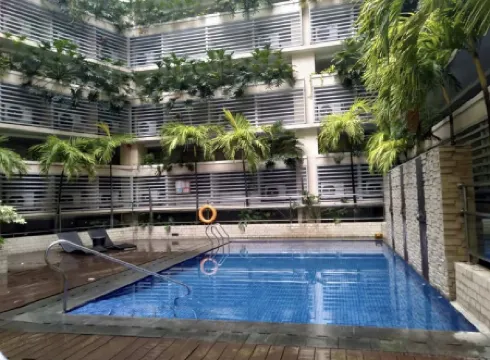 Favila Condotel - 150 Newport Boulevard