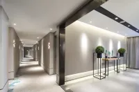 Homeinn · neo (Huangshan Binjiang Road Tunxi Old Street)