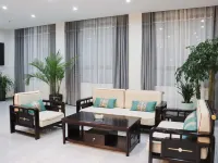 Lanpo Creative Hotel