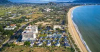 Hoan My Resort - Ninh Chu Hotel dekat Quan Am Pagoda