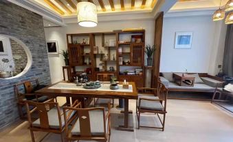 LAVANDE HOTELS (Duyun Da Cross Wenfeng Park Store)