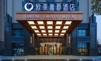 L'Oreal County Hotel