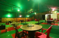Le Apex Hotels in Periyamudaliyar Chavadi