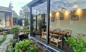 Hongcun Qingyin Caoyi Xianyuanlu Homestay