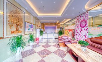 Runhui Grand Hotel (Xingyi West Bus Station)