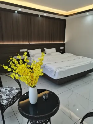 Mengshan friends' homestay Hotel dekat Zhoutou Gurong