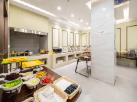 Junhu Xsmart Hotel （Yiwu International Trade City Store）