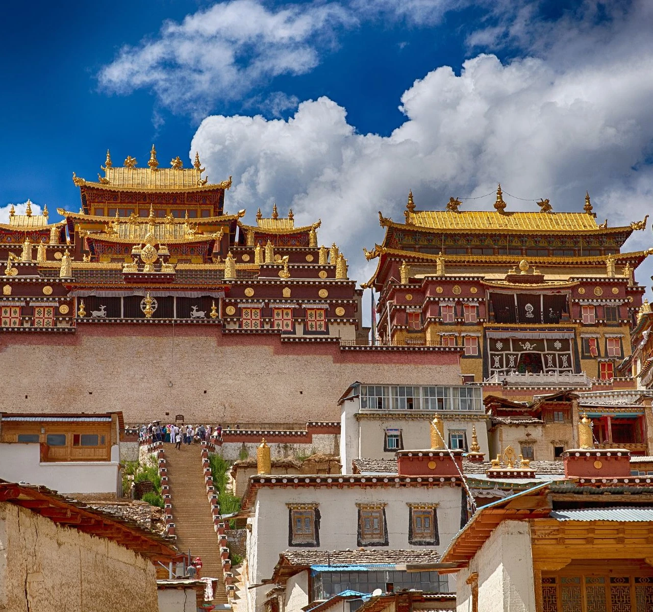 <h1>香格里拉のおすすめ旅館</h1>