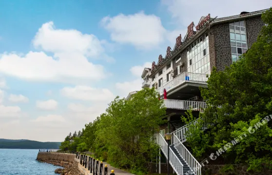 鏡泊湖釣魚台別墅