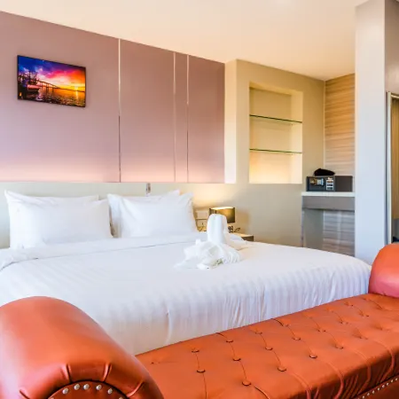 Usabai Riverside Boutique Hotel