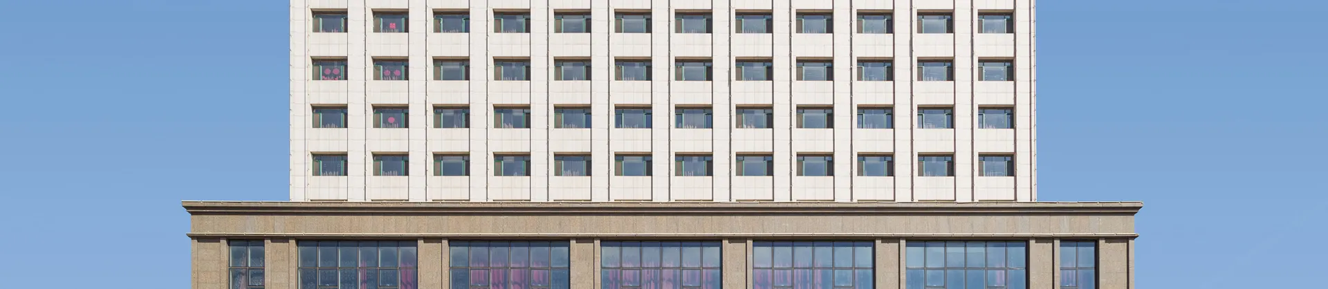 4-star Select Hotels