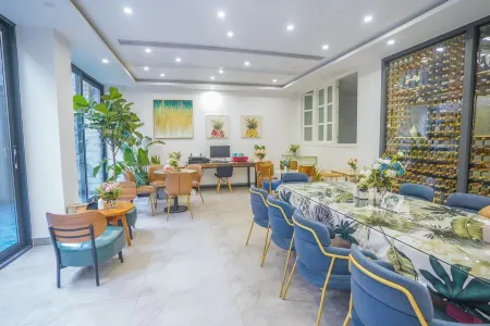 8861villa Отели рядом с достопримечательностью «Beihaihaijing Square»