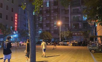 Jinhua Shangke E-sports Apartment