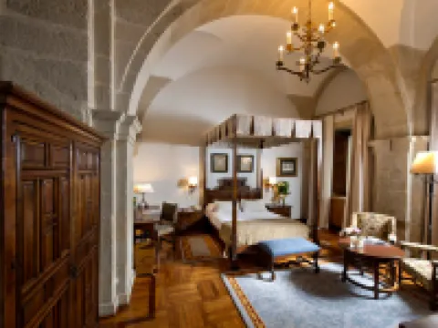 Parador de Santiago - Hostal Dos Reis Catolicos Hôtels à : Saint-Jacques-de-Compostelle