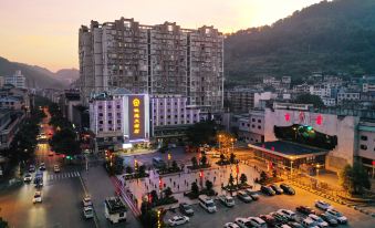 Tiedao Hotel
