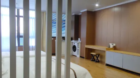 H Meisu City Smart Apartment Отели рядом с достопримечательностью «Xi'an Aeronautical Polytechnic Institute»