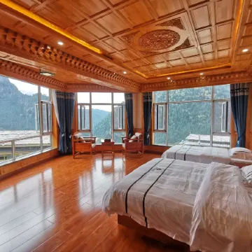 Diebu Xueyu Tianzhu Homestay (Zhagana Scenic Area)