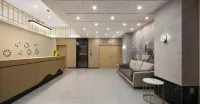 Moshe huantu Hotel (Huaiyang Longhu store)