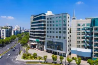 Oriental Upper Hotel(Yongkang Municipal Government RT-Mart Shopping Plaza Store) Hotels near Wujincheng Square