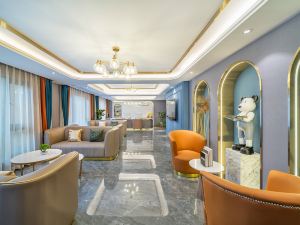 Mulinqi Hotel (Chongqing Liangjiang New Area Aegean Shopping Park)