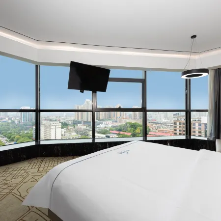 Yuexing Hotel (Louxing Square Chunyuan Pedestrian Street Branch)