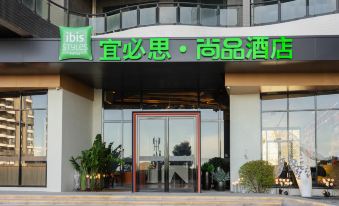 Ibis Hotel (Nanao Ocean-view Branch)