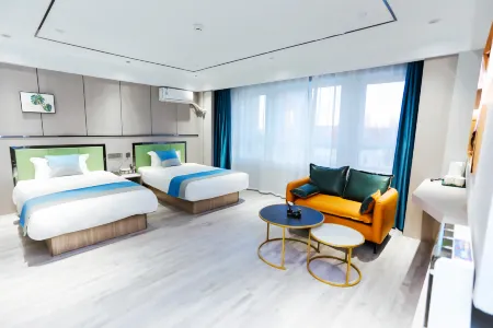 Changchun Puding Hotel Отели рядом с достопримечательностью «Changchun University of Technology (West Area of Beihu Campus)»