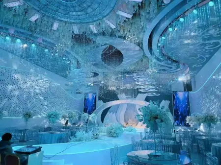 Peninsula Club Hotel Iton