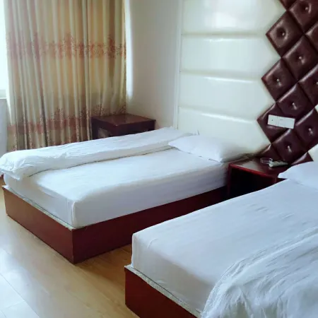 Ruichang Renhe Hotel