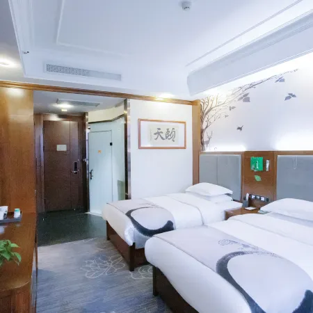 Current City Prairie International Hotel