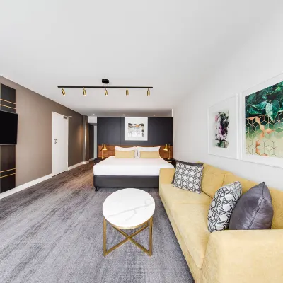 Vibe Hotel Sydney Hotels near Thai Town