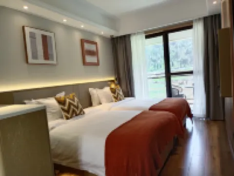 Longcanggou Table Mountain Blackstone Vacation Homestay Hotels in Yingjing